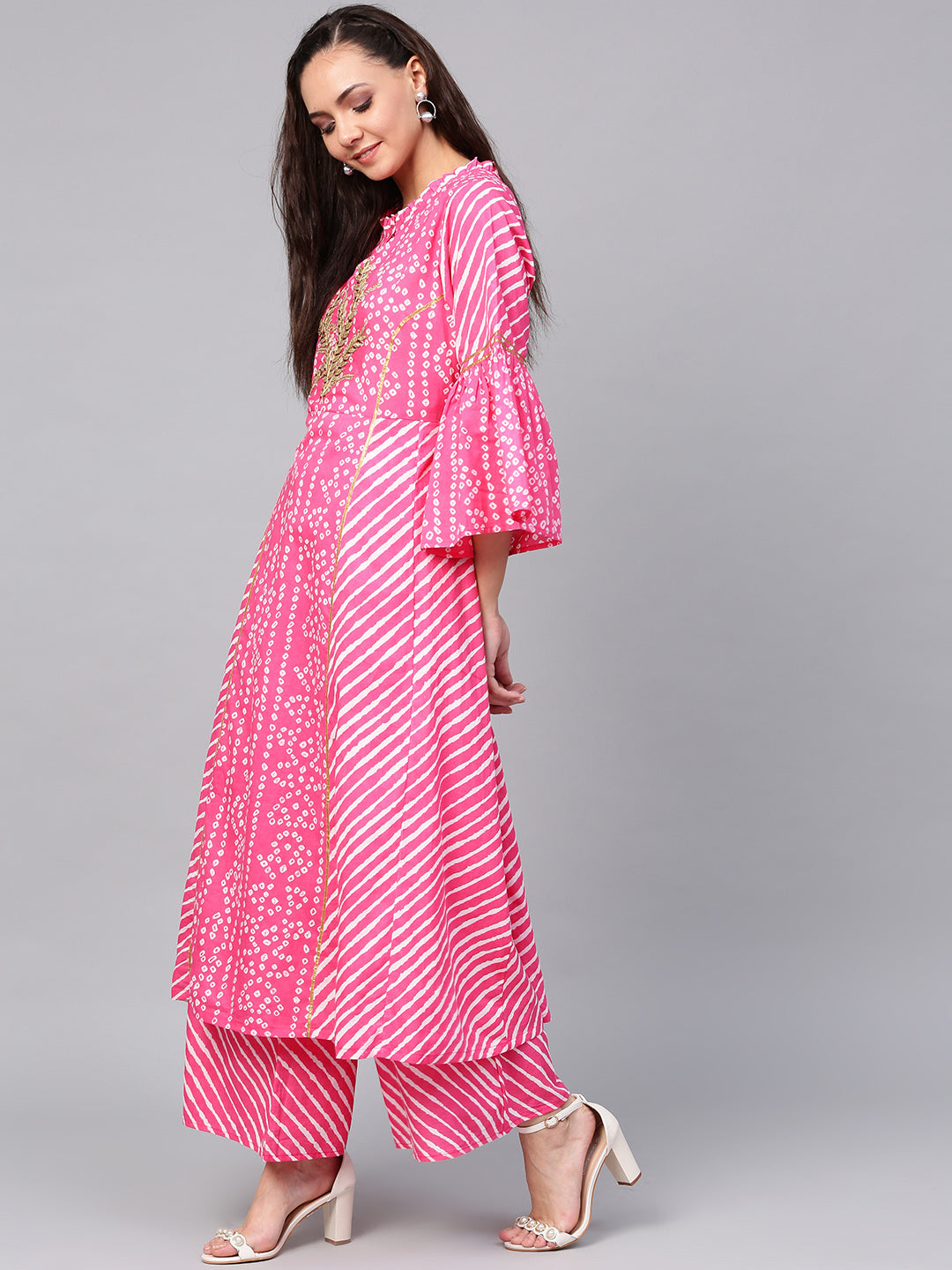 Women's Pink And White Bandhani Print Kurta With Palazzos