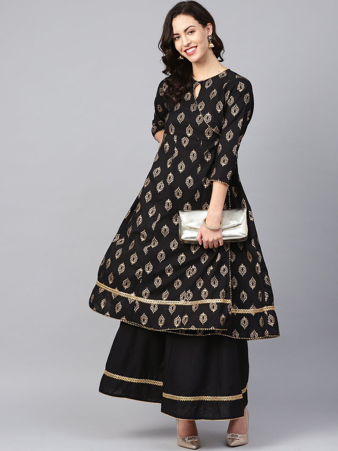 Women's Black And Golden Printed Kurta With Palazzos