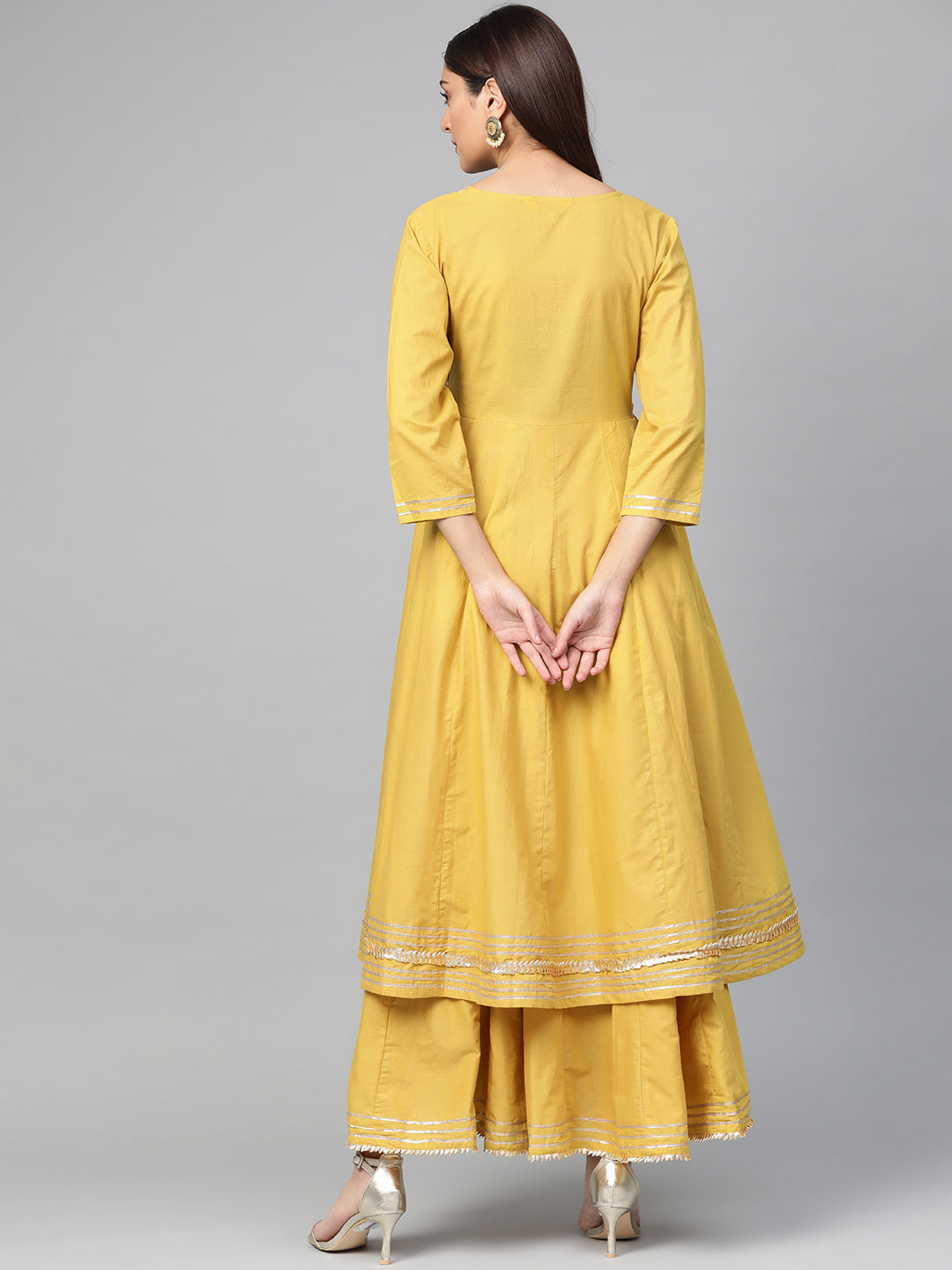 Women's Mustard Yellow Solid Gotta Detailing Kurta & Mustard Gotta Lace Skirt