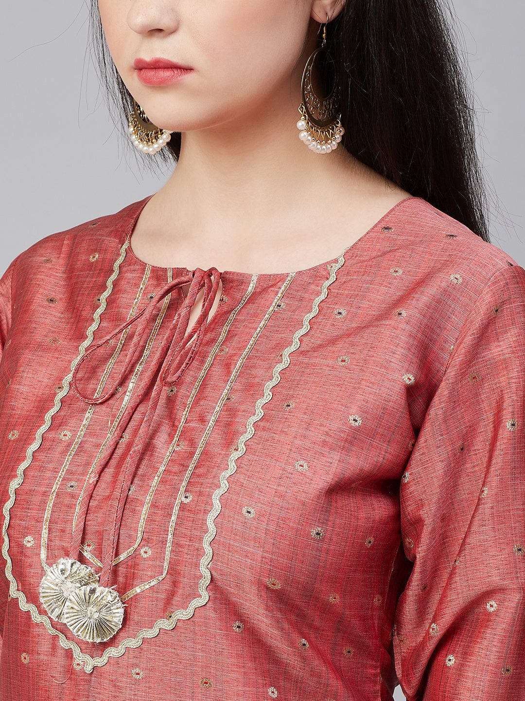 Women's Peach Gotta Patti Lace Details Kurta With Palazzos