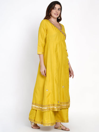 Women's Mustard Yellow Solid Gotta Detailing Kurta & Mustard Gotta Lace Skirt