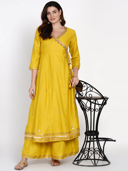 Women's Mustard Yellow Solid Gotta Detailing Kurta & Mustard Gotta Lace Skirt