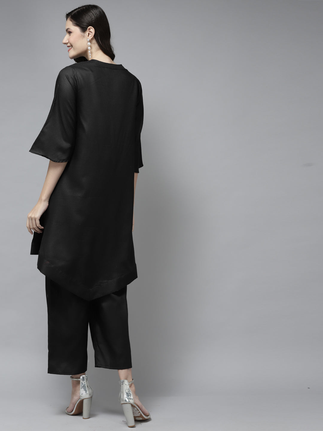Women's Black Floral Printed Kurta With Palazzos