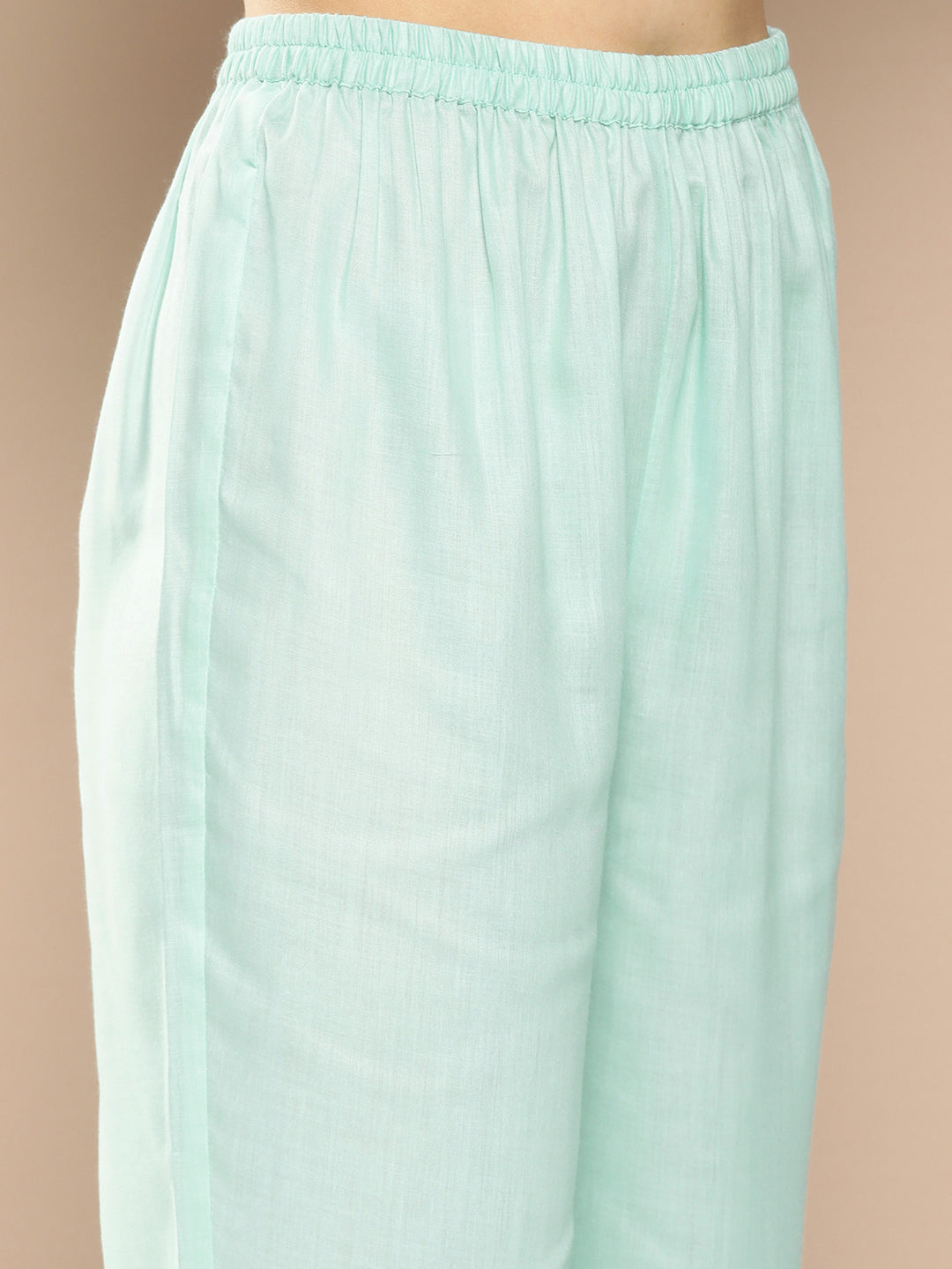 Women's Blue Floral Printed Kurta With Pants