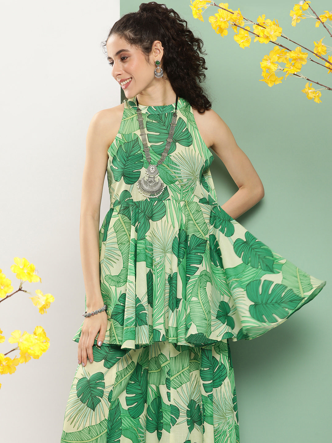 Women's Green Leaf Print Short Kurta With Sharara