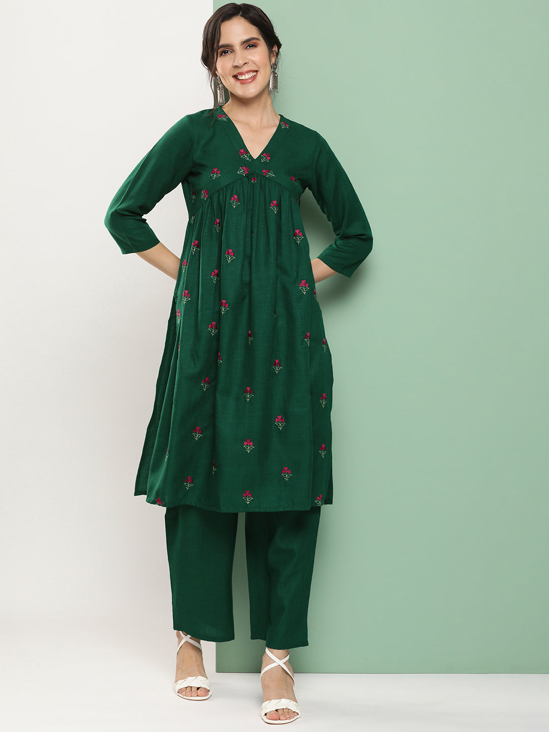 Women's Green Embroidered Kurta With Green Solid Palazzo