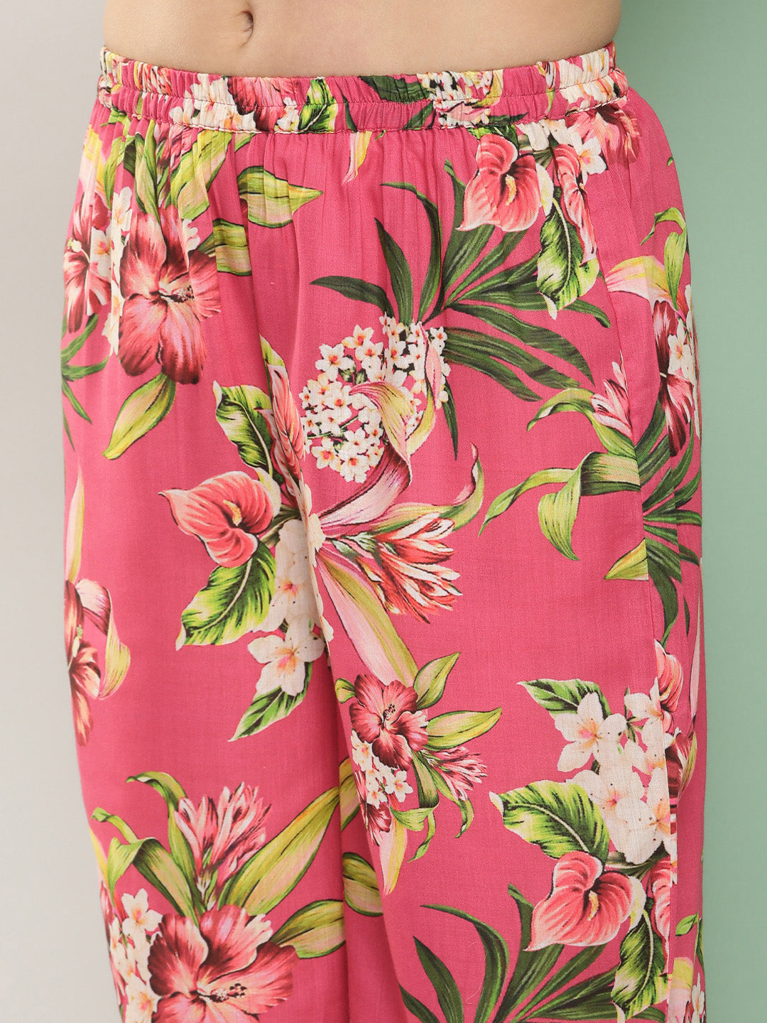 Women's Pink Floral Print Kaftan Kurta With Pink Floral Print Palazzo