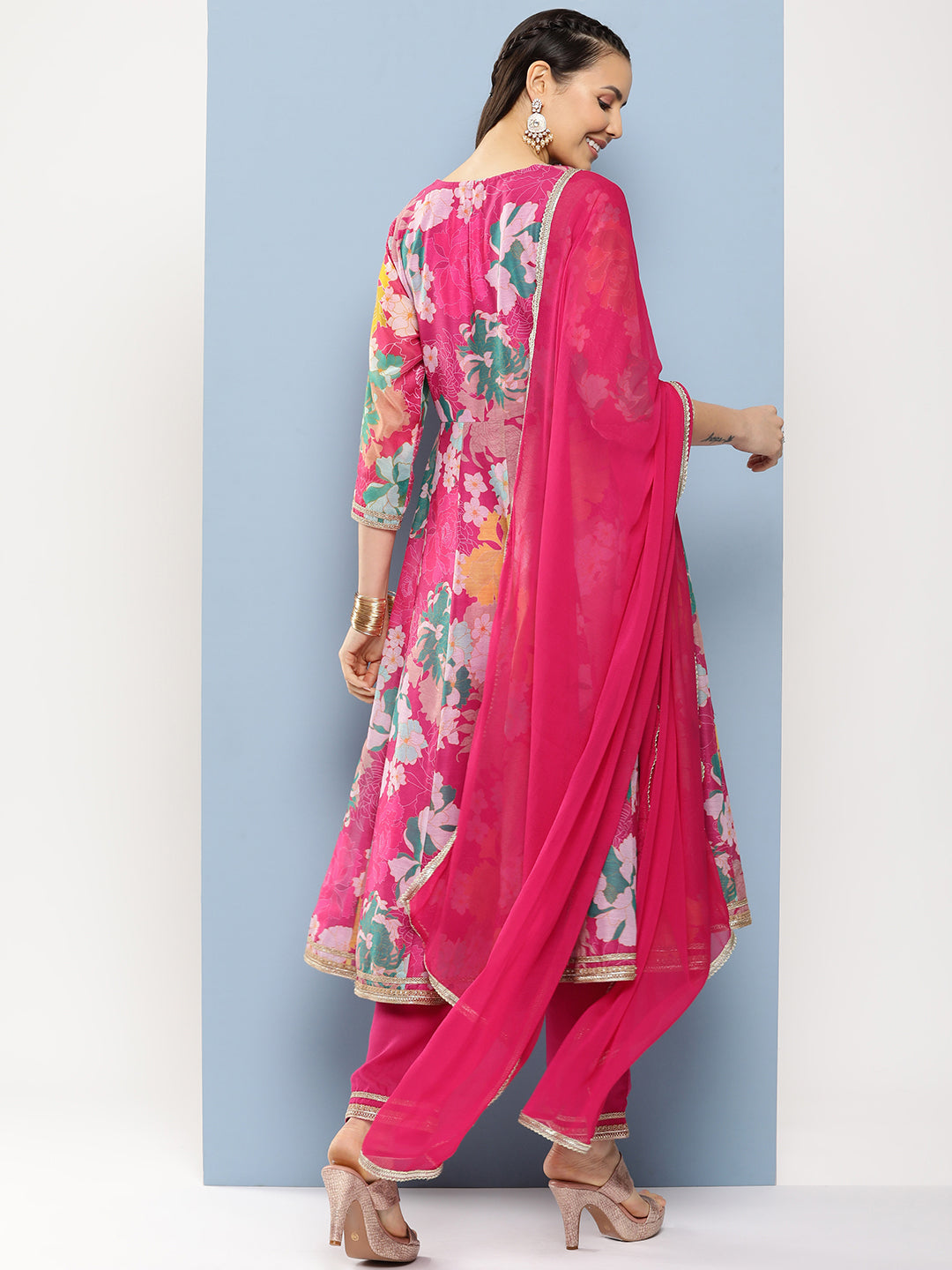 Women's Pink Floral Print A- Line Kurta With Lace Detailing & Pink Solid Palazzo With Lace Detailing
