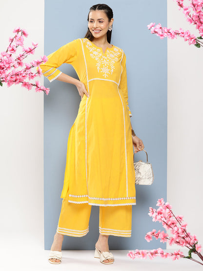 Women's Yellow Yoke Design Kurta With Lace Details & Yellow Solid Lace Details Palazzos