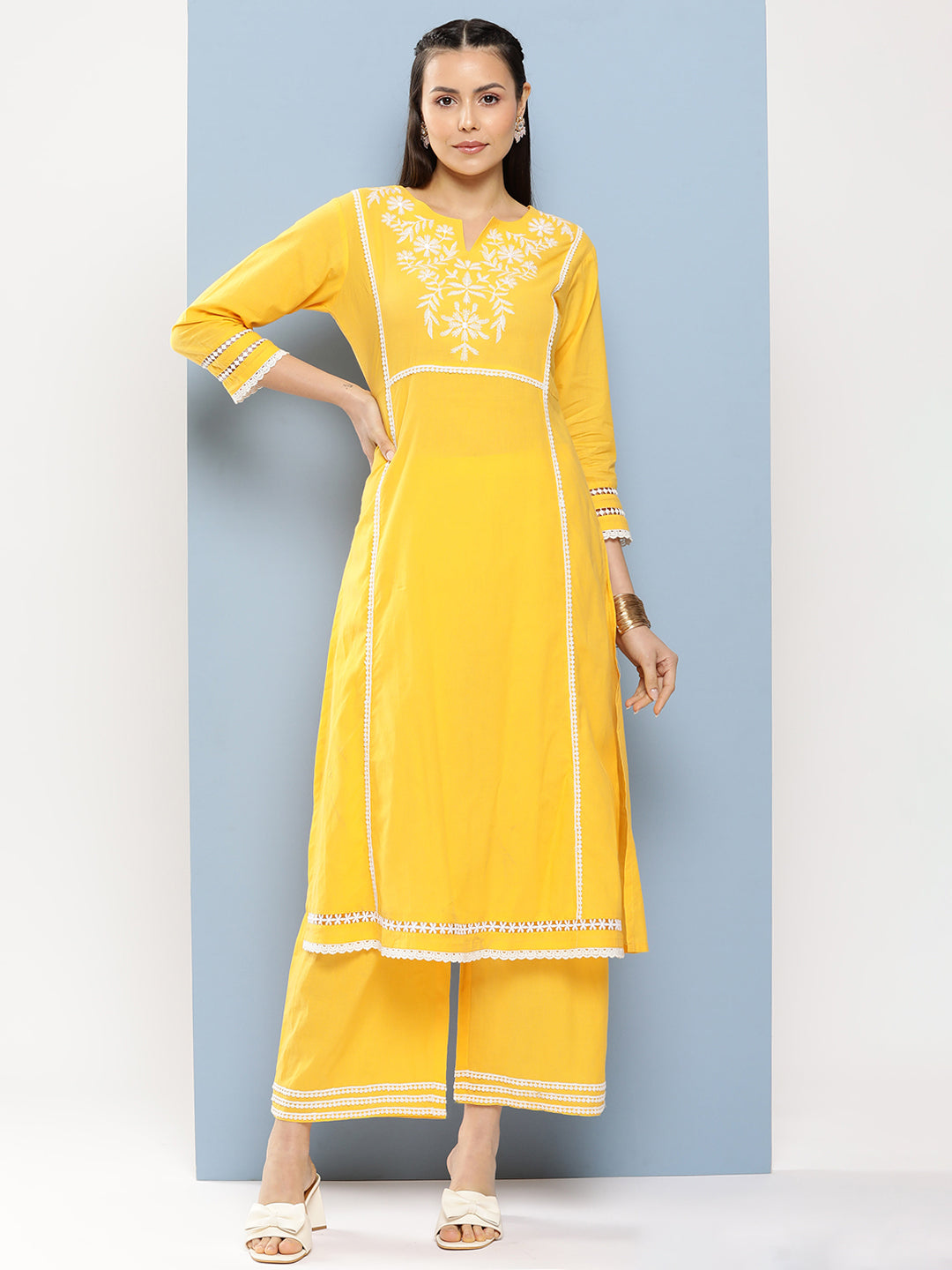 Women's Yellow Yoke Design Kurta With Lace Details & Yellow Solid Lace Details Palazzos
