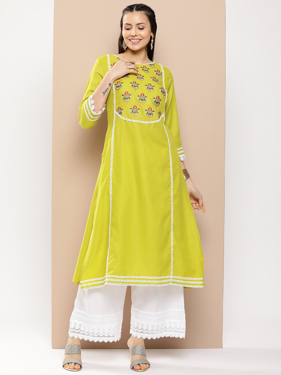 Women's Green And Red Yoke Design Kurta With Lace Details & Off White Palazzos