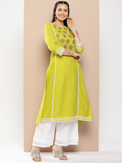 Women's Green And Red Yoke Design Kurta With Lace Details & Off White Palazzos