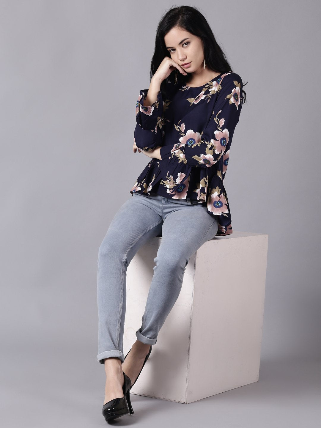 Women's Daima Navy Blue Casual Printed Round Neck Top