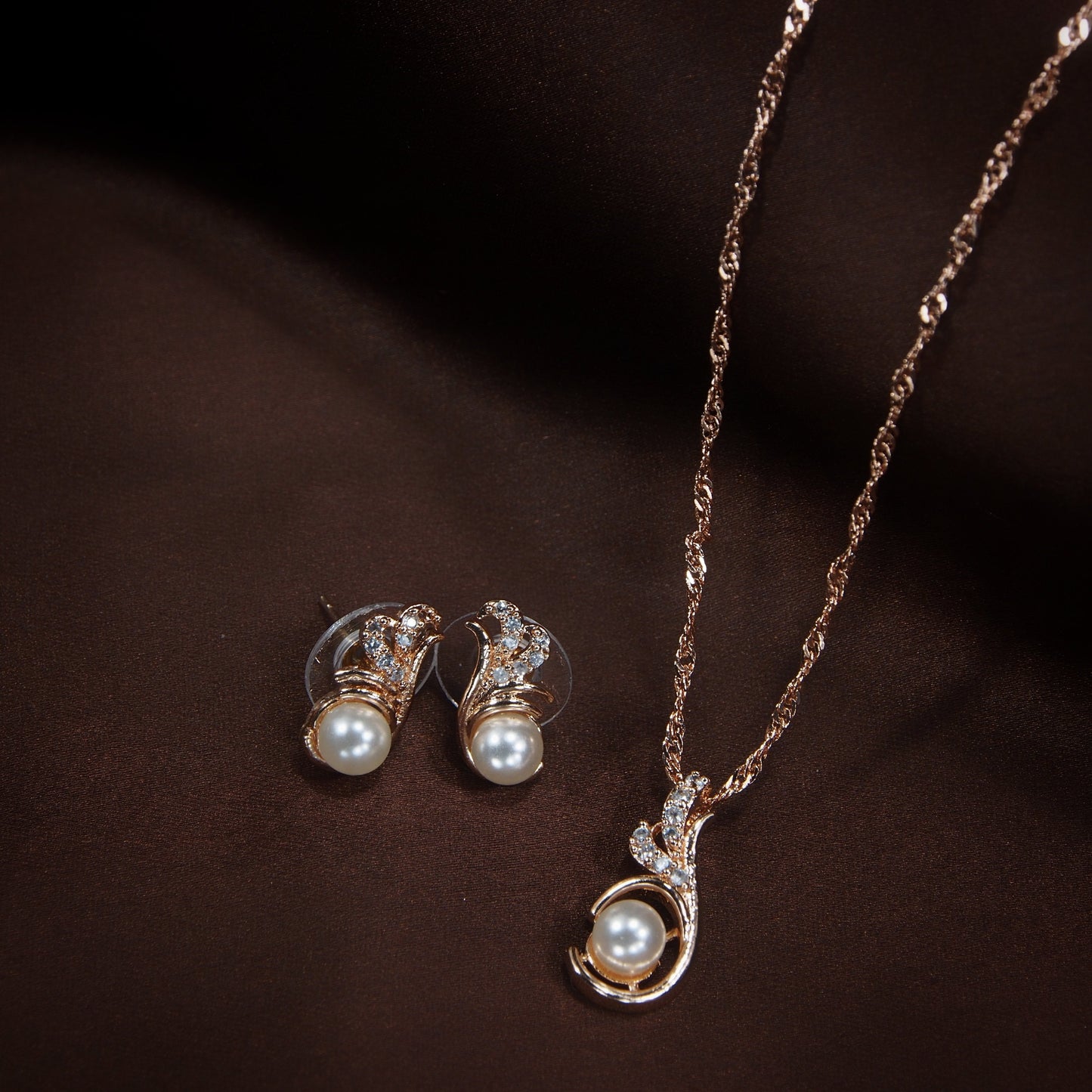 Women's 18k Rose Gold Plated Pearl & Cubic Zirconia Twisted Pendant Necklace Set with Earrings