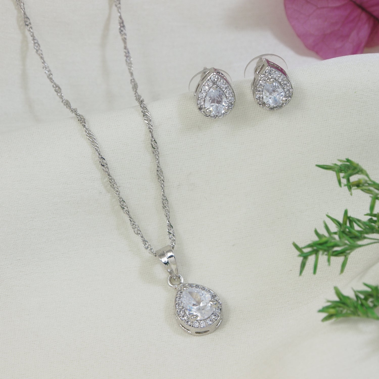 Color_Silver