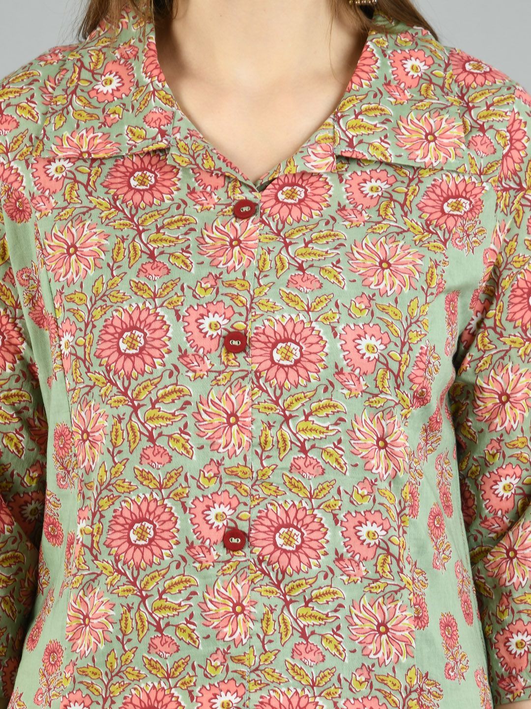 Women's Multi Cotton Printed 3/4 Sleeve Shirt Coller Casual Kurta Pant Set