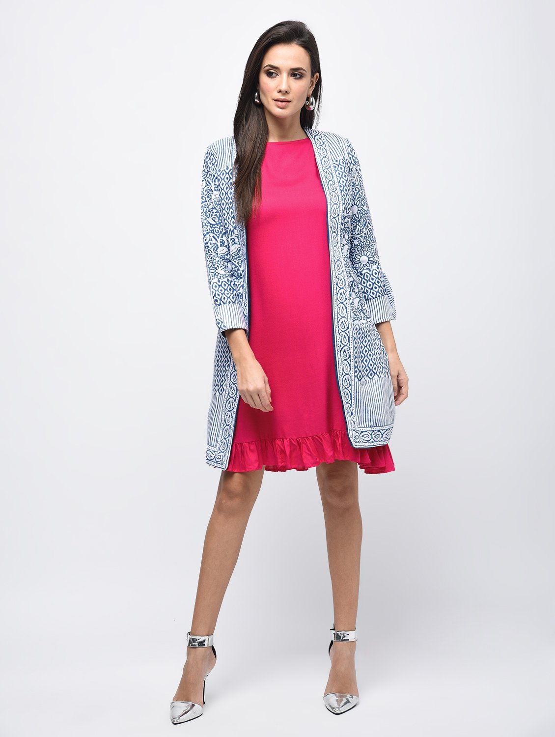 Women's Pink Rayon Solid Flared Sleeve Round Neck Dress