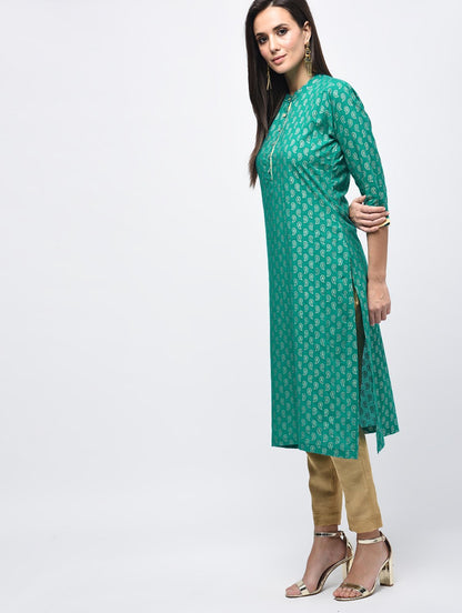 Women's Dark Green Polyster Solid Sleeveless V-Neck Dress