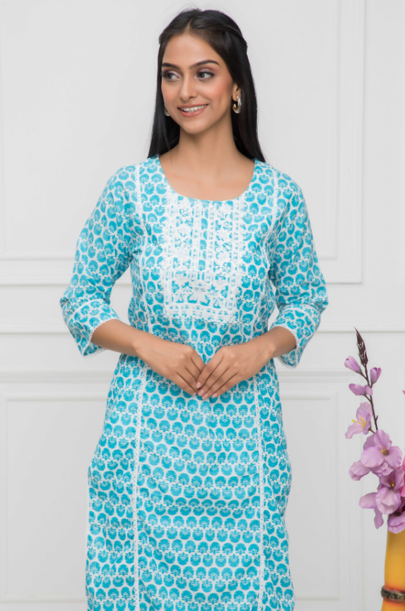Women's Blue Solid Cotton Straight Round Neck Kurtas