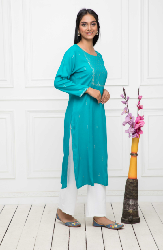 Women's Blue Solid Rayon Straight Round Neck Kurtas