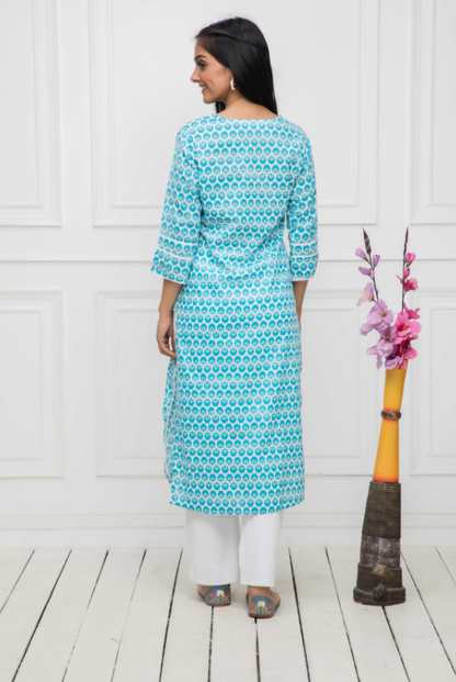 Women's Blue Solid Cotton Straight Round Neck Kurtas