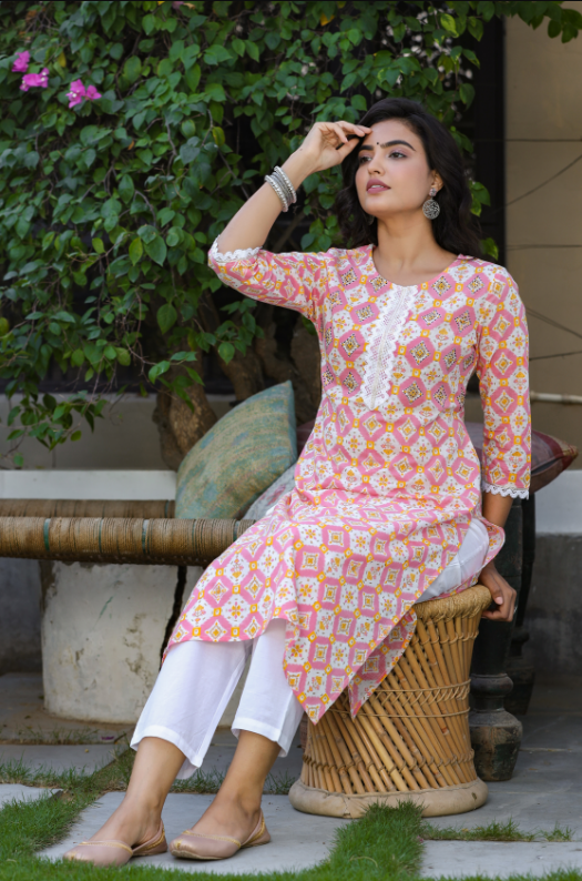 Women's Peach And White Kurta With Trousers Set