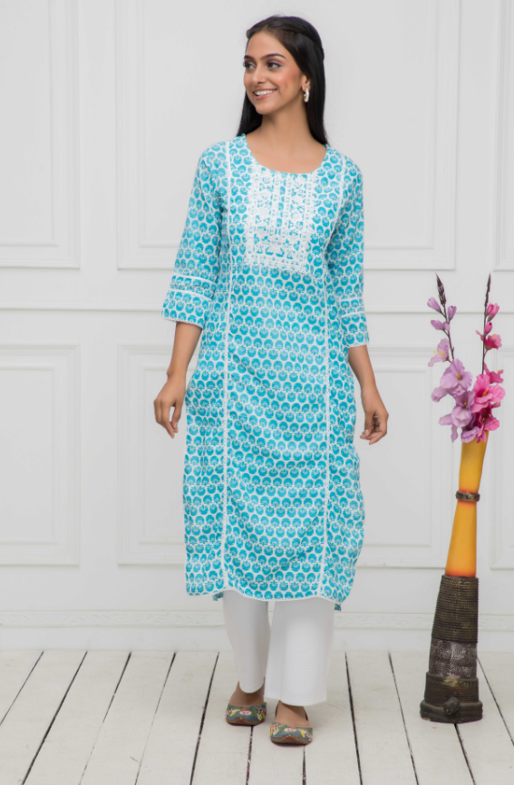 Women's Blue Solid Cotton Straight Round Neck Kurtas
