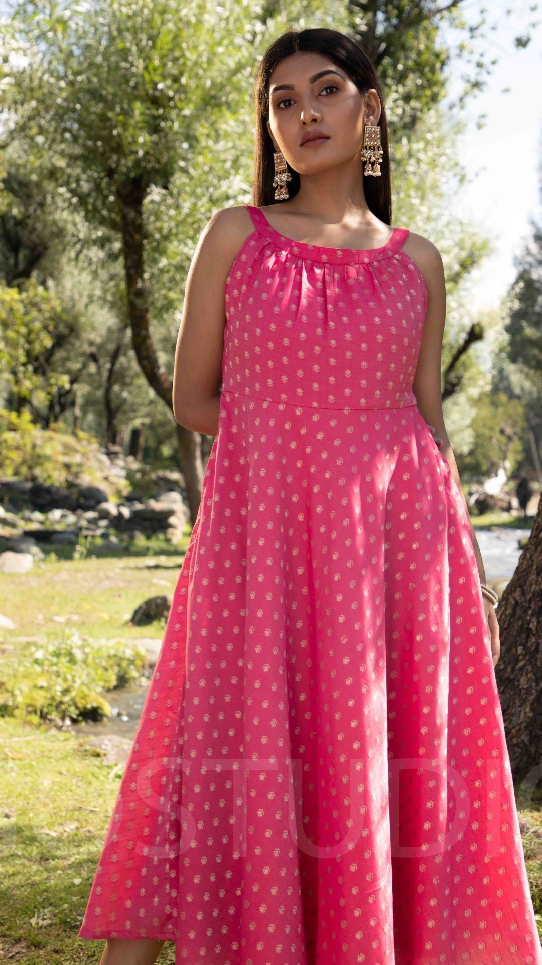 Women's Pink Woven Designed Halter Neck Dress