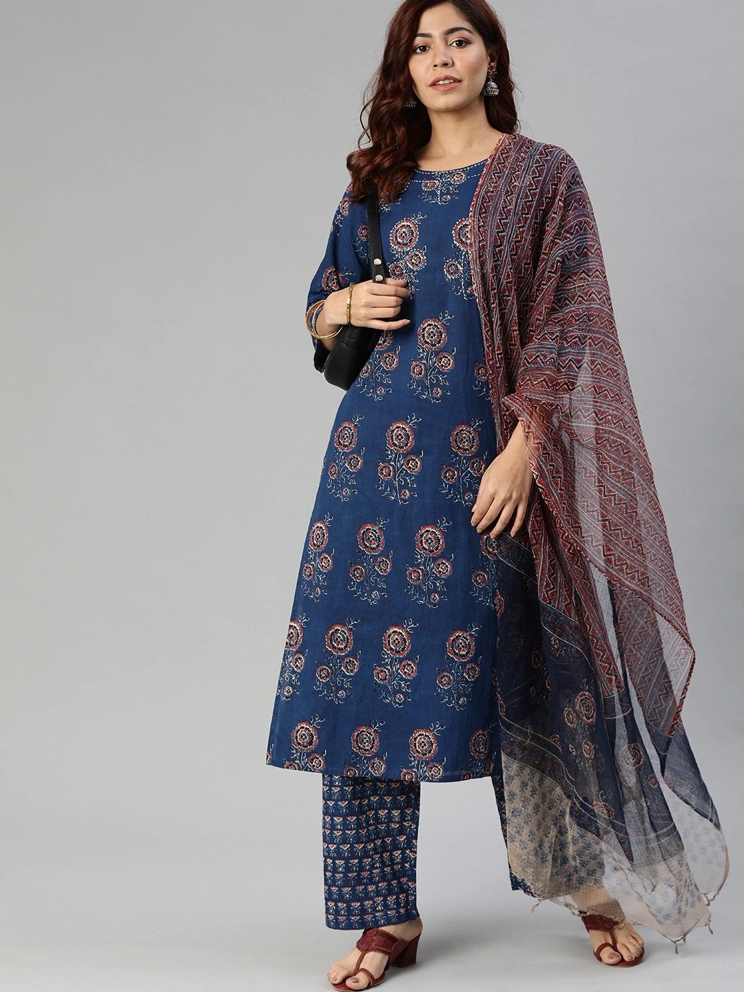Women's Navy Blue Printed Cotton Kurta Set With Dupatta
