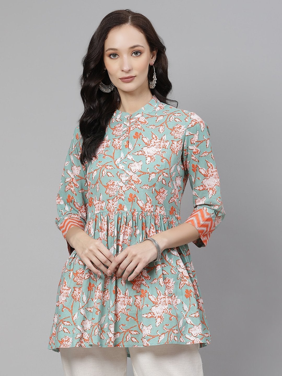 Women's Green Floral Print Flared Short Top
