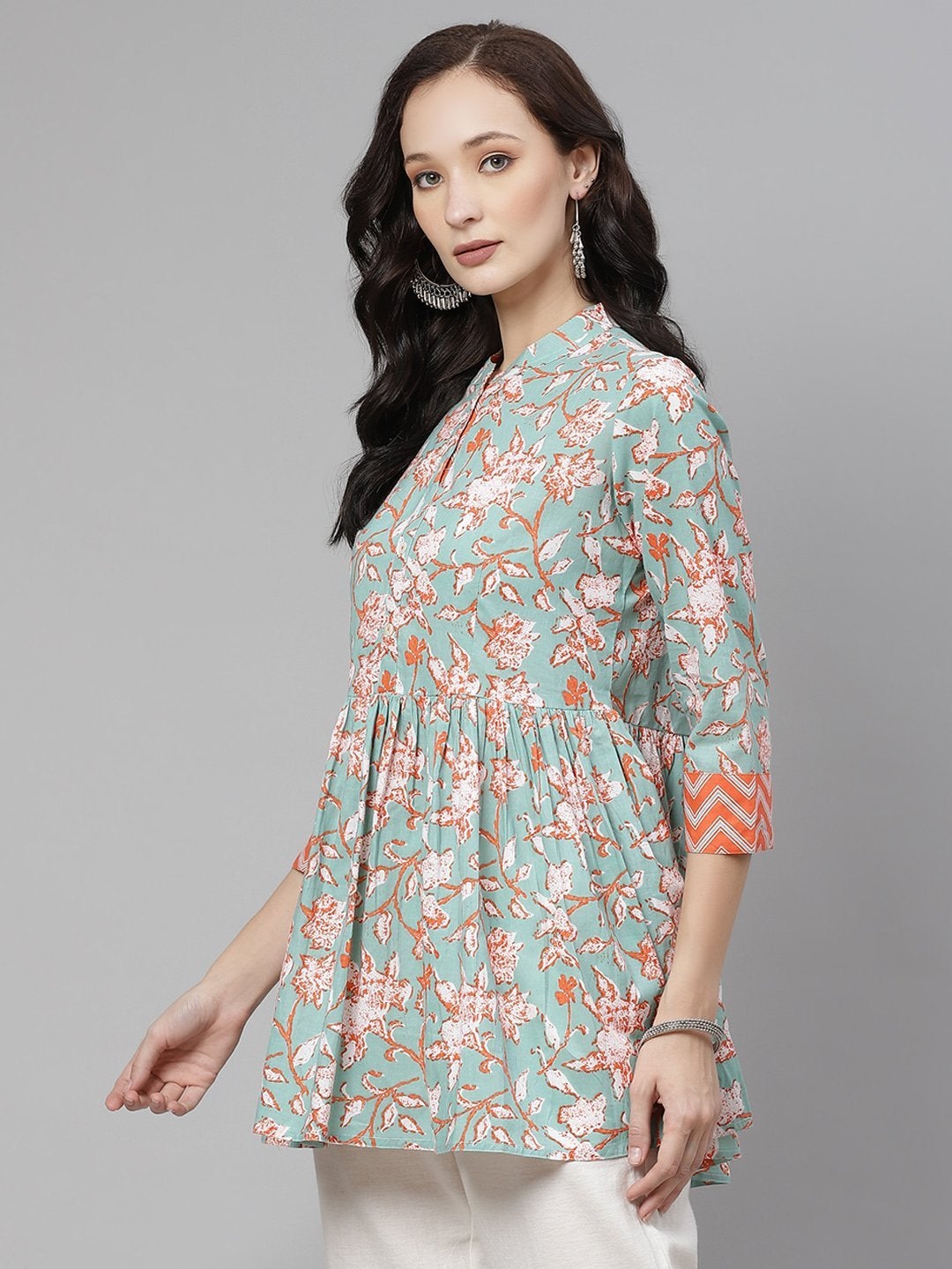 Women's Green Floral Print Flared Short Top