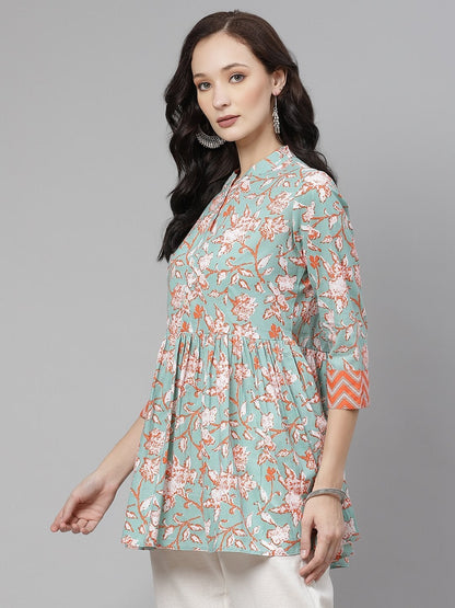 Women's Green Floral Print Flared Short Top