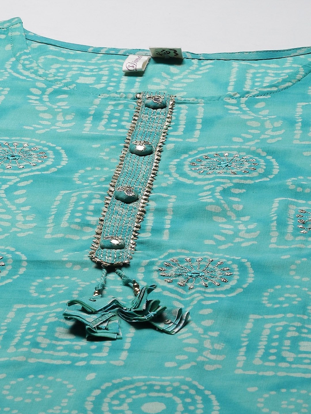 Women's Green Muslin Straight Kurta with Pants