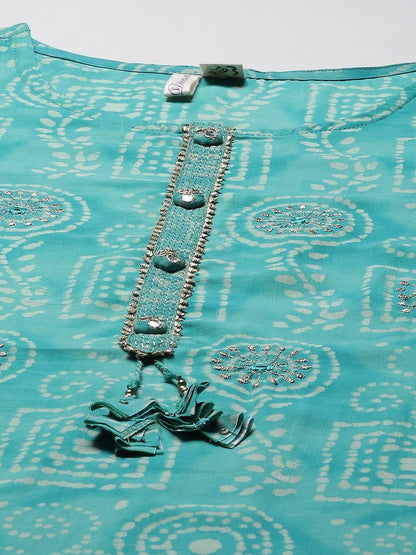 Women's Green Muslin Straight Kurta with Pants