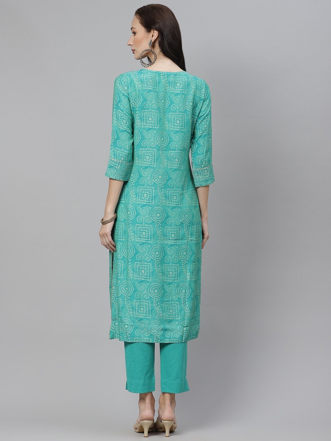Women's Green Muslin Straight Kurta with Pants