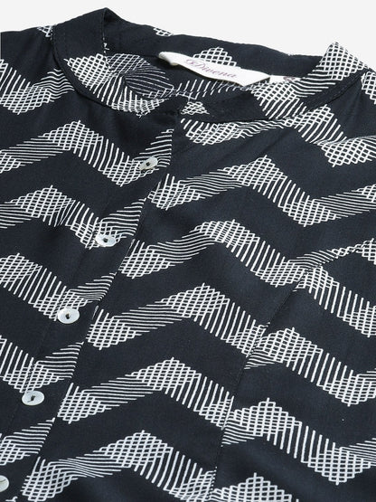Women's Black Rayon Zigzag Print Top