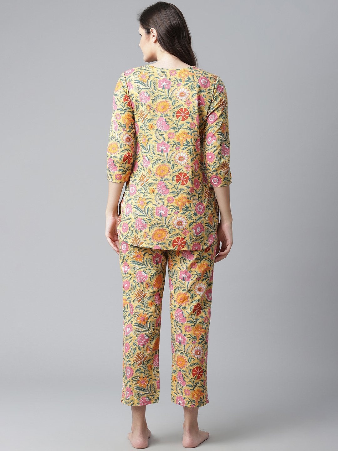 Women's The Dressify Yellow Printed Cotton Night Wear