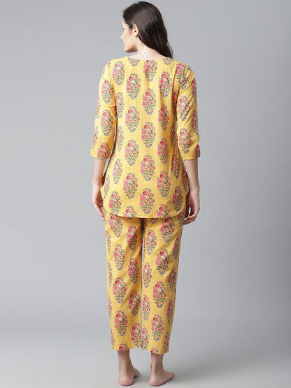 Women's The Dressify Yellow Flower Cotton Motif Nightwear