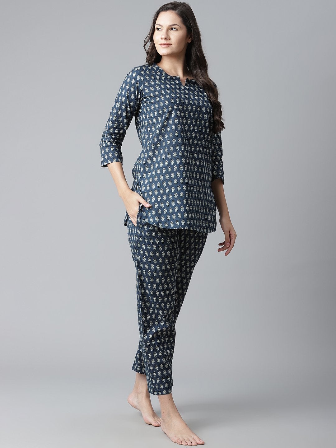 Women's Dark Blue Buti Print Cotton Nightwear