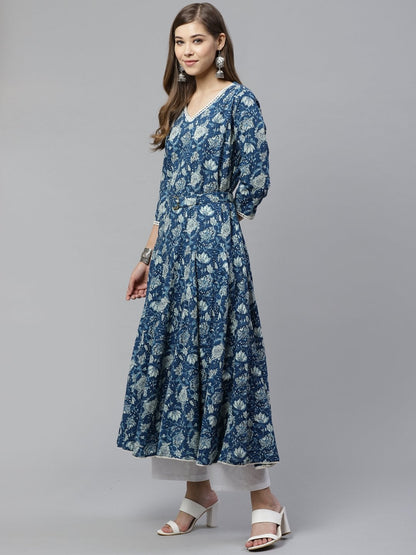 Women's Indigo Flaired Kurta With Belt
