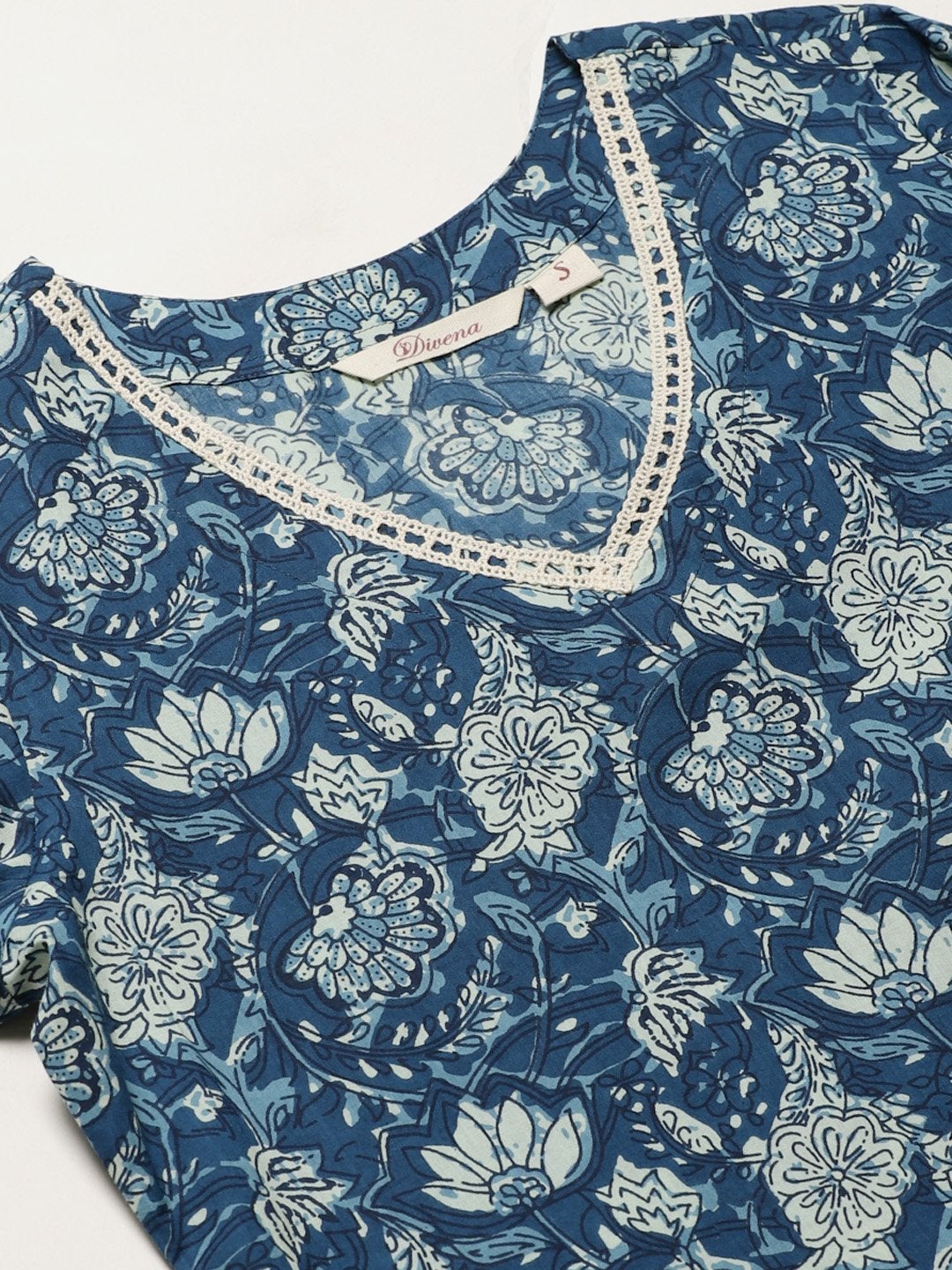 Women's Indigo Flaired Kurta With Belt