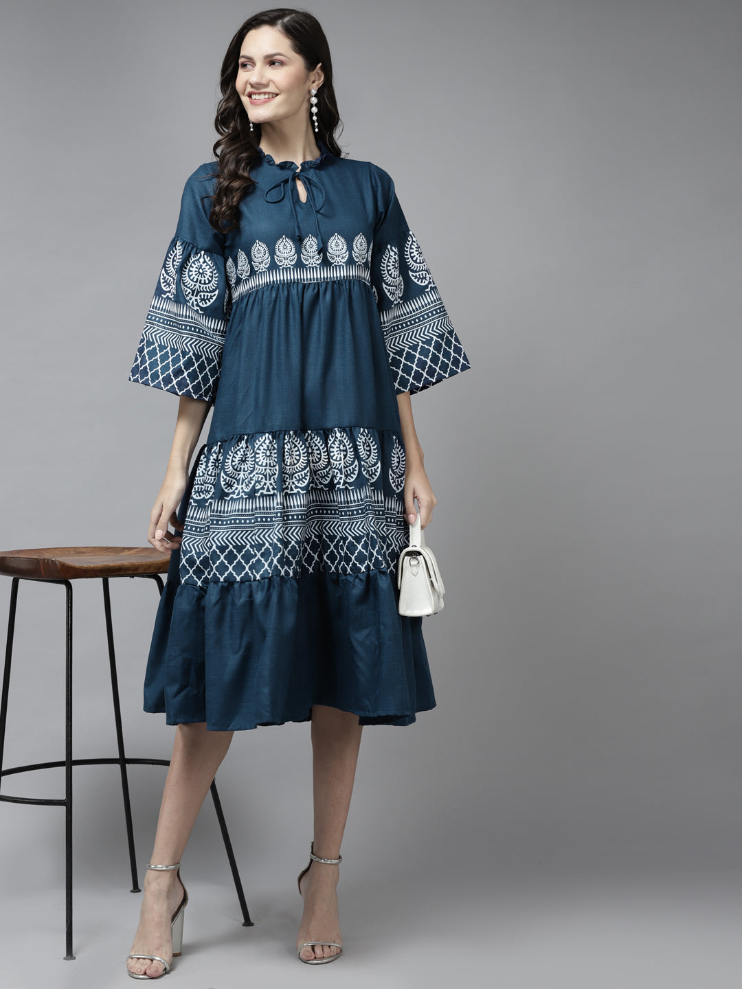 Women's Blue Printed Dress With Ruffle Detailing