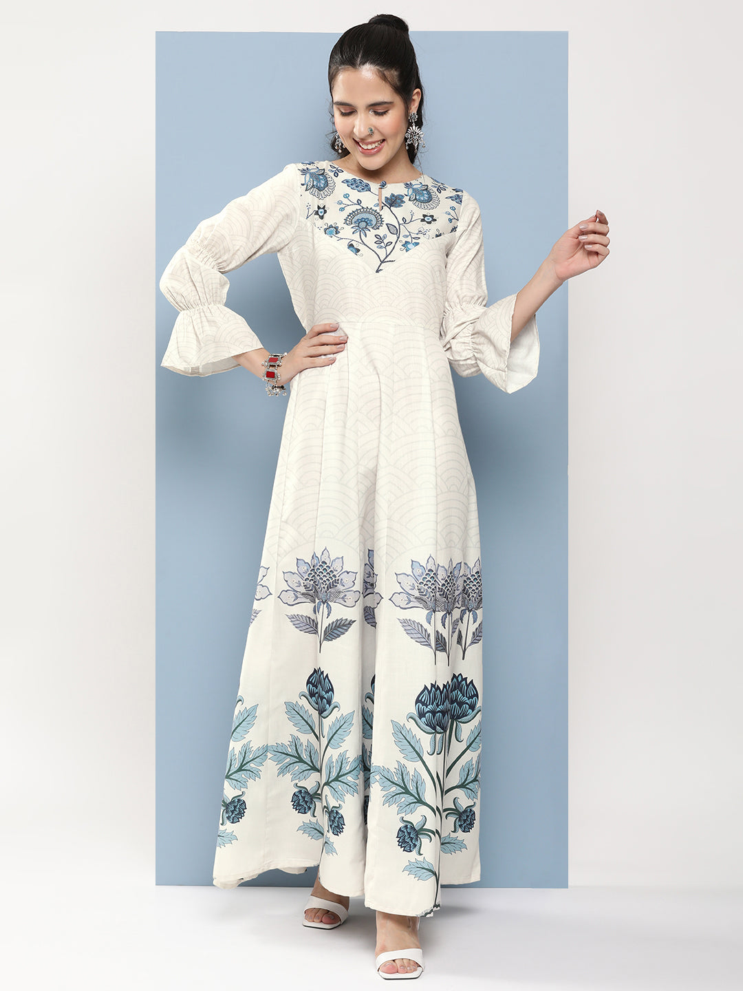 Women's Off-White & Blue Printed Long Dress With Waist Belt