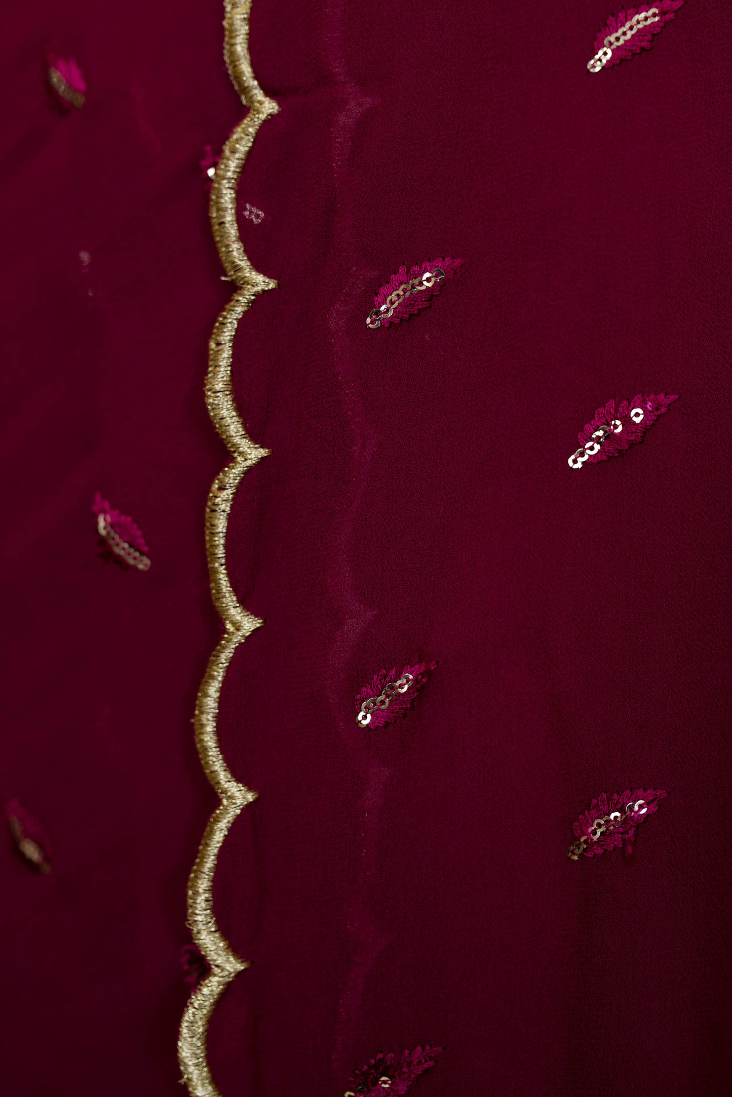 Women's Burgandy Saree with Blouse piece