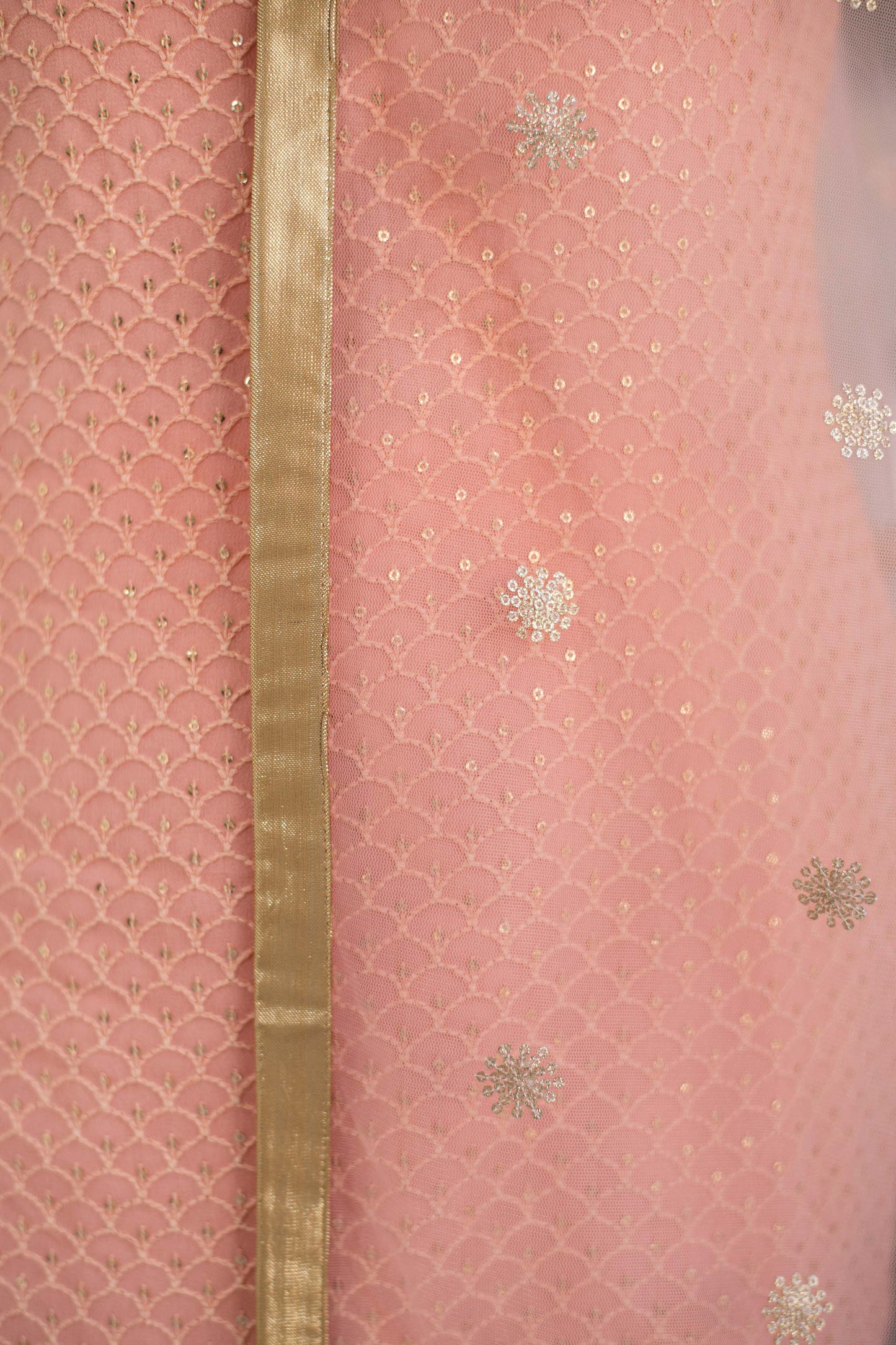 Women's Peach Thread Work Kurta With Organza Sleeves (3pc Set)