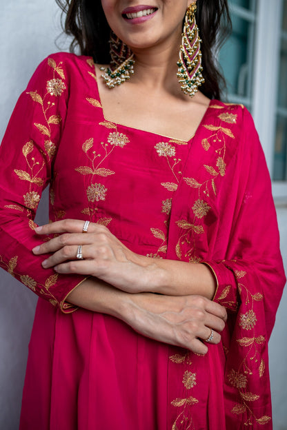 Women's Pink Floral Gold Anarkali Set