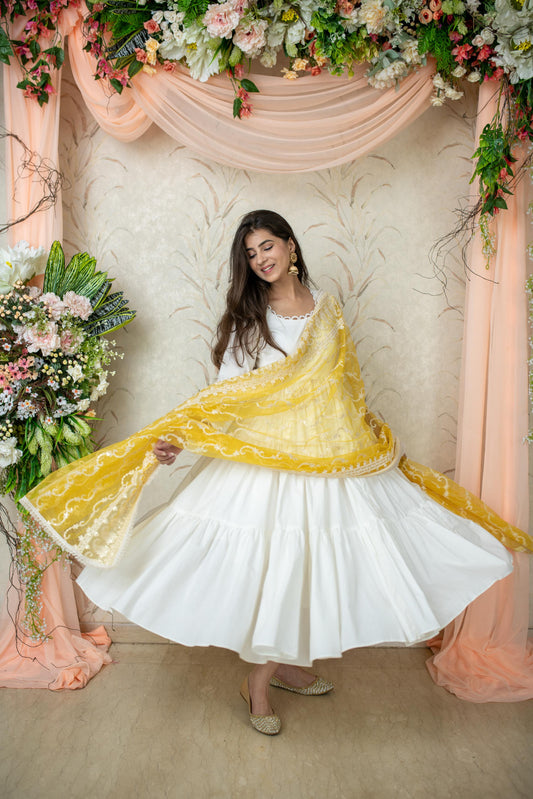 Women's White 3-Tiered Kurta With Dupatta