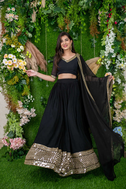 Women's Black And Golden Daman Lehenga