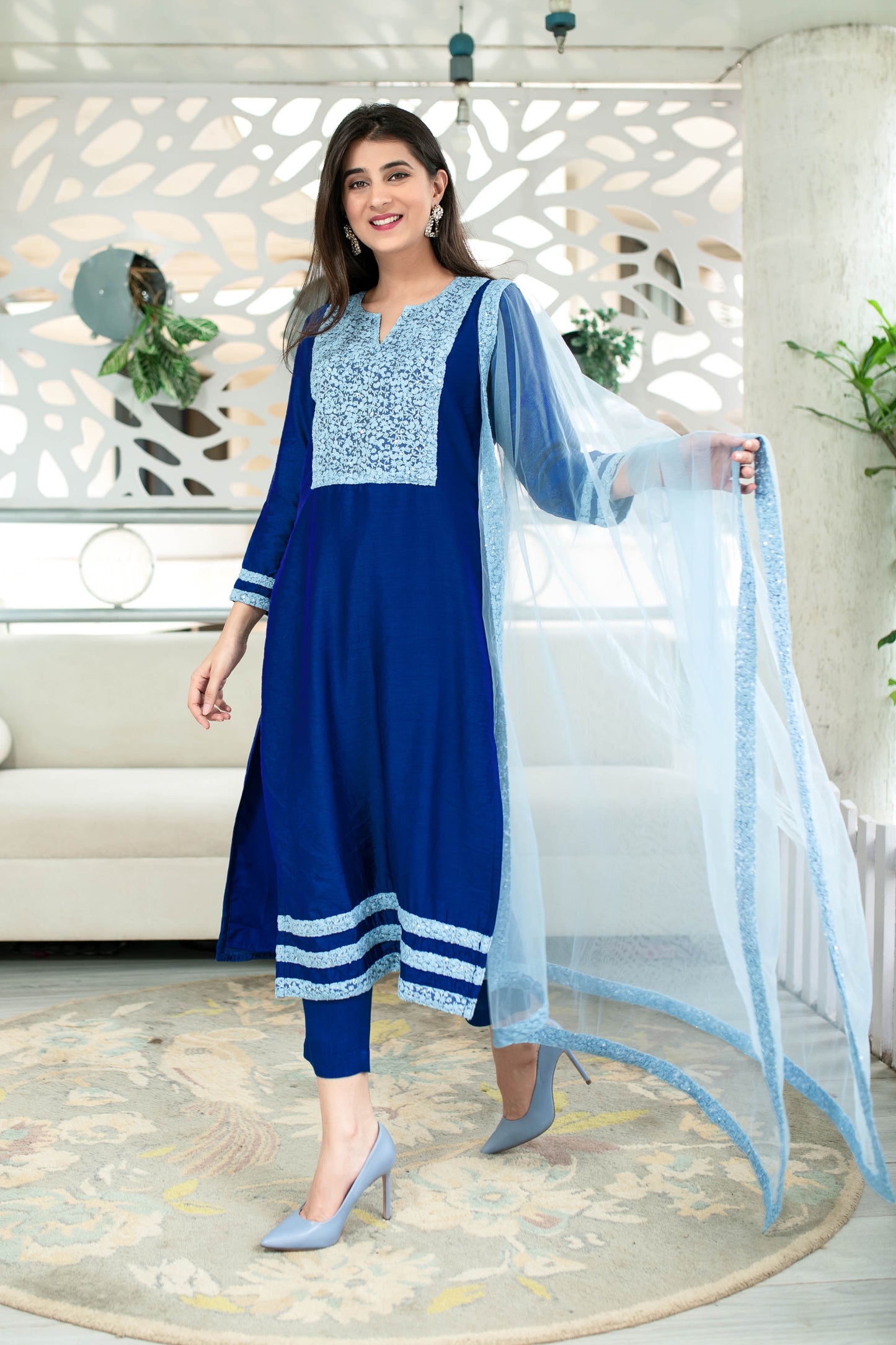 Women's Shades Of Blue Kurta Set (3pc Set)