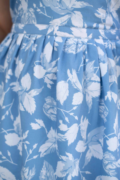 Women's Blue Ruffle Dress With Lace Wo